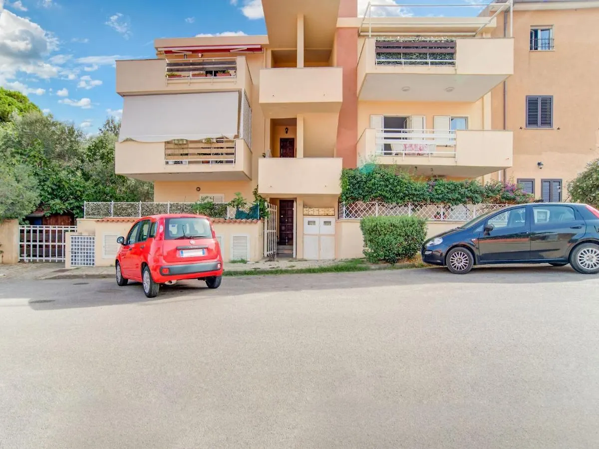 Apartment Belvilla By Oyo La Casa Di Laura Arzachena Italy