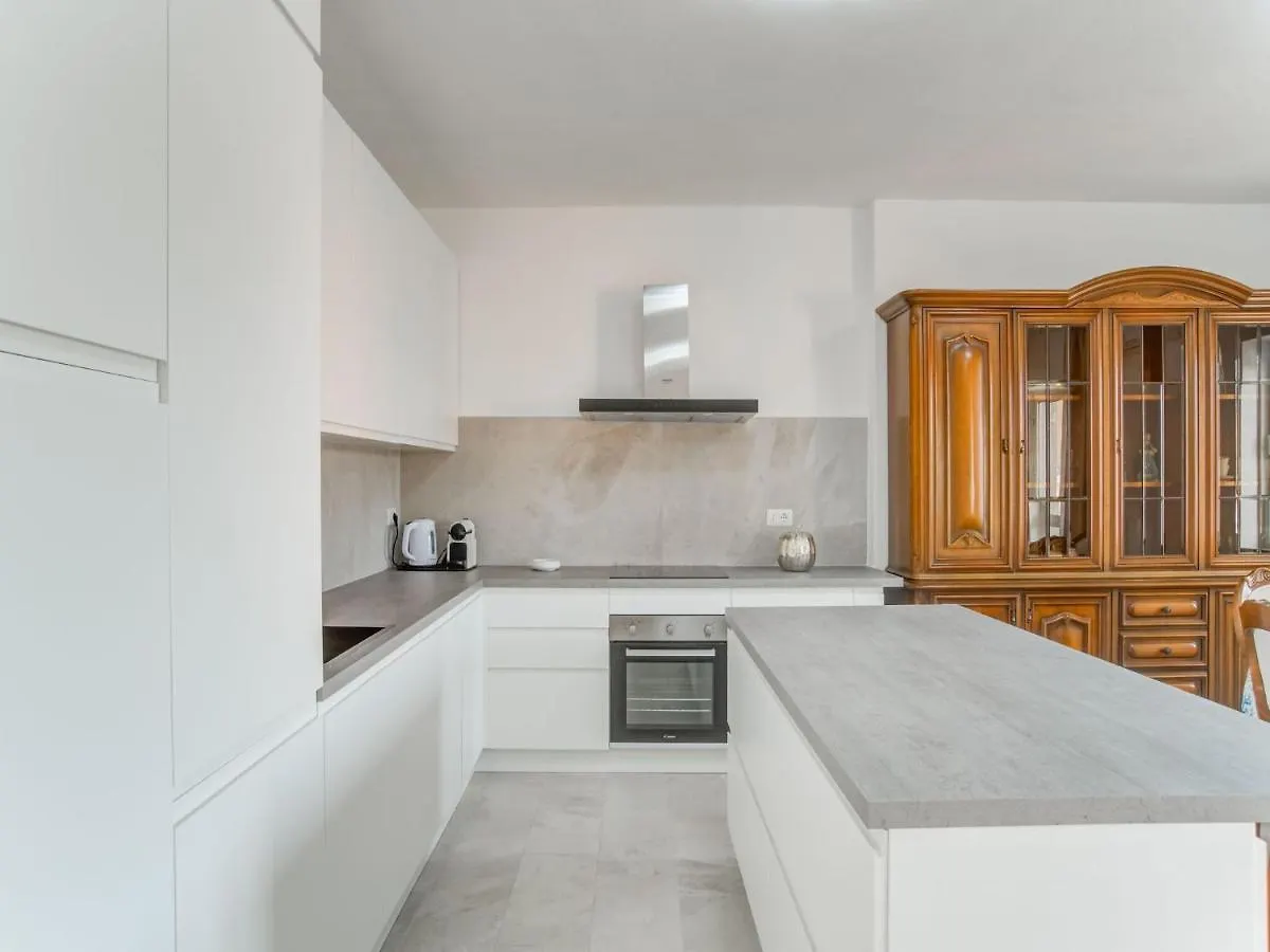 Belvilla By Oyo La Casa Di Laura Arzachena Apartment